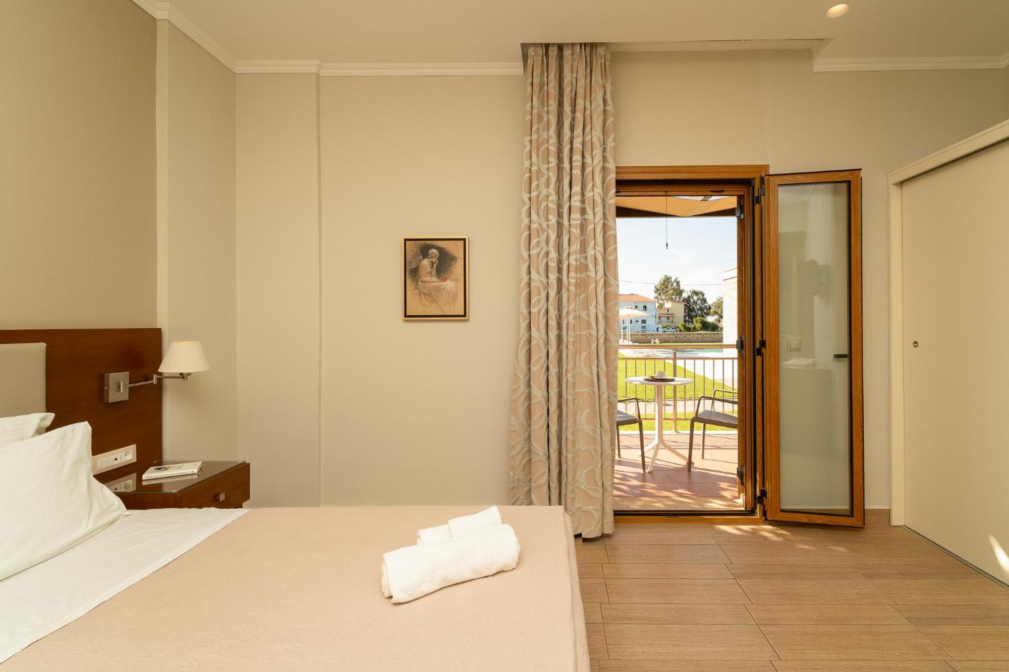 Niriides Luxury Villas Метоні Екстер'єр фото